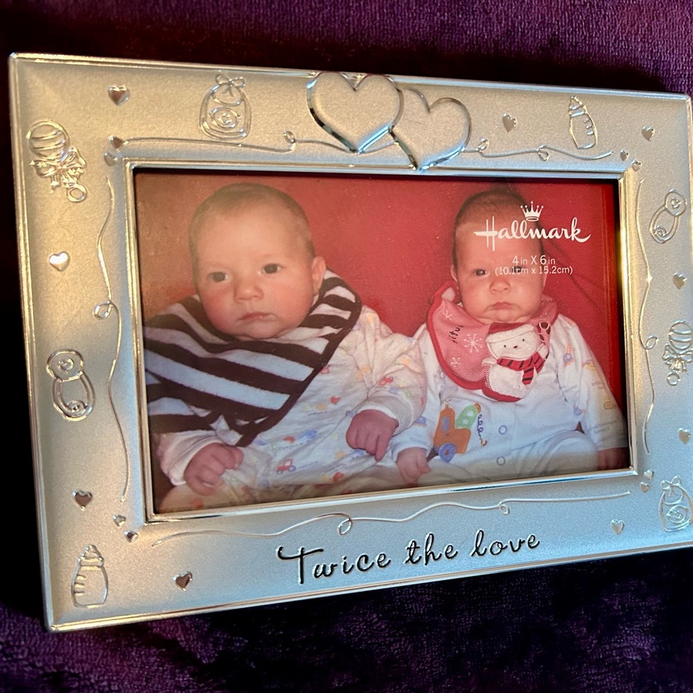 4” x 6” picture frame by Hallmark